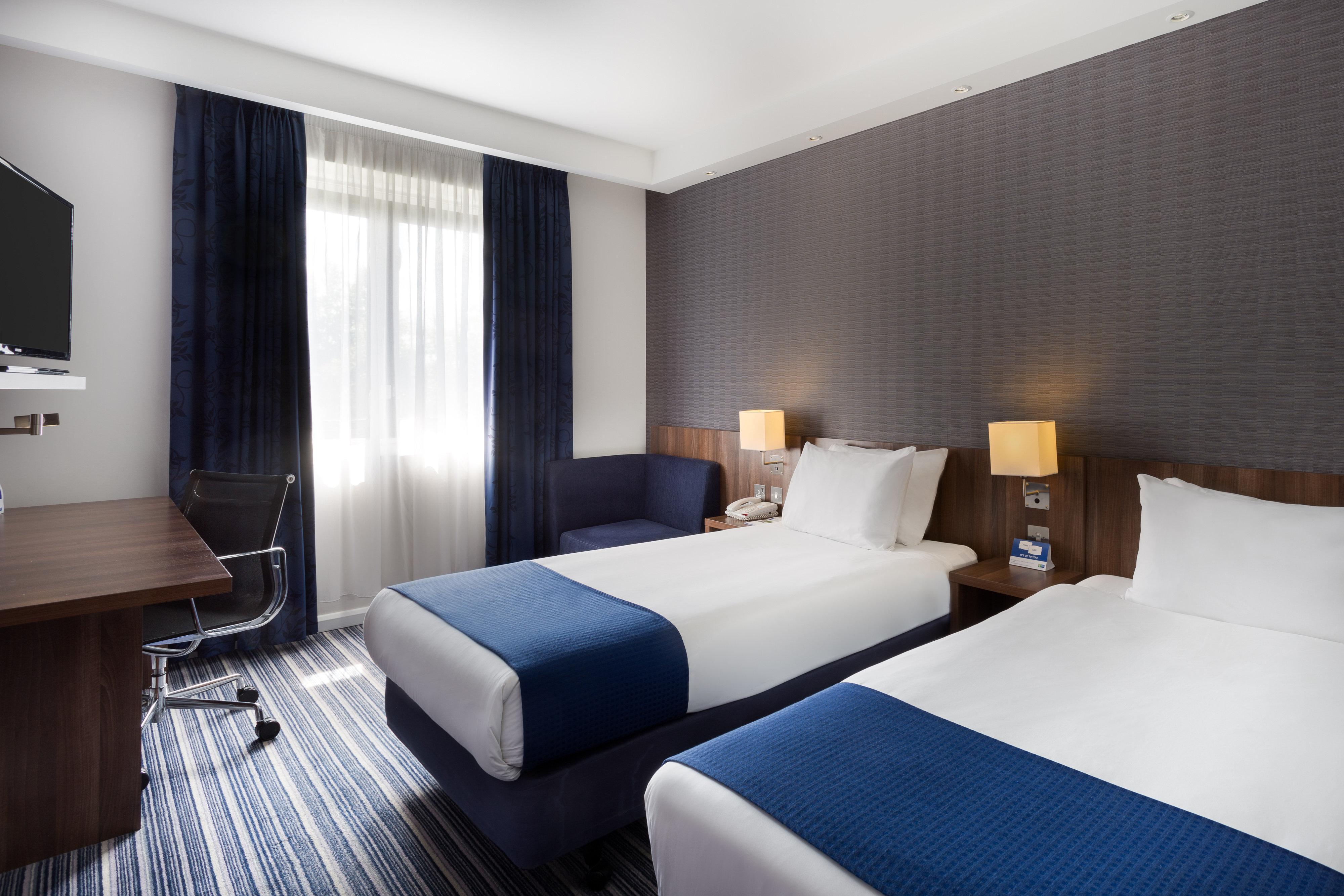 Holiday Inn Express Colchester By Ihg Esterno foto