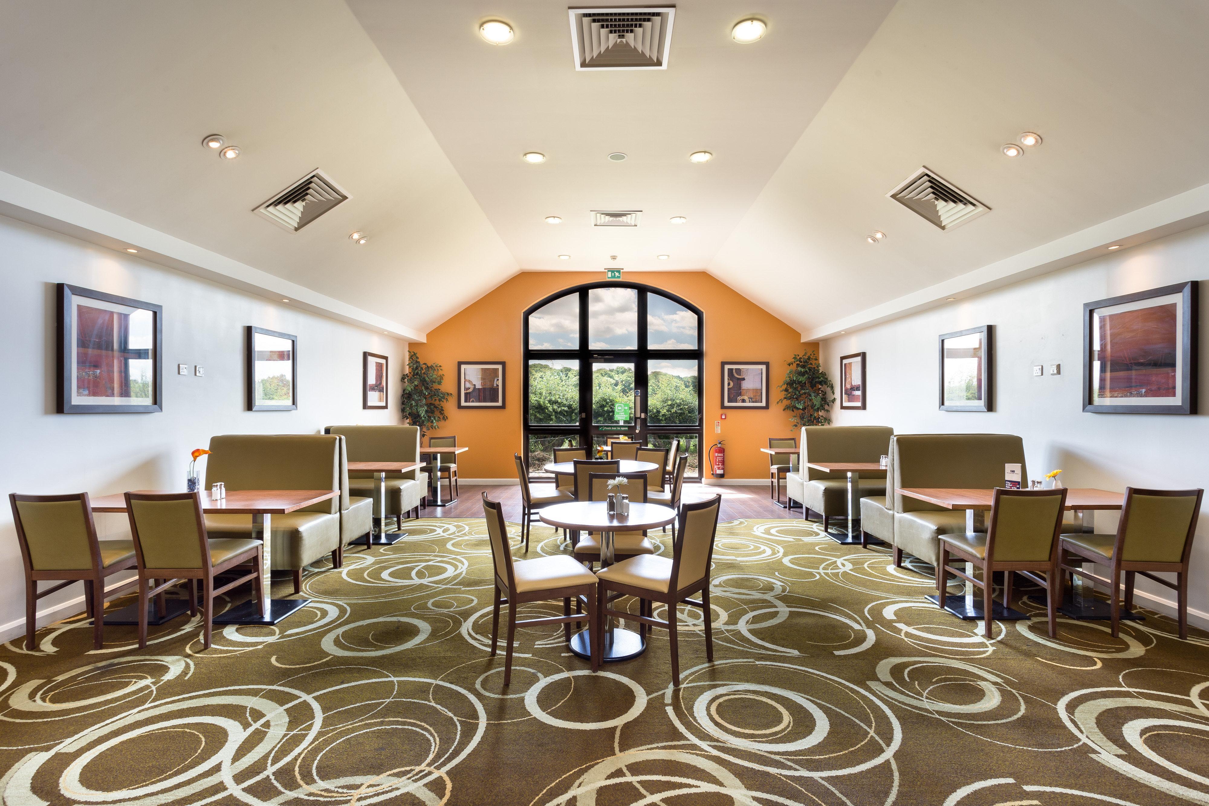 Holiday Inn Express Colchester By Ihg Esterno foto
