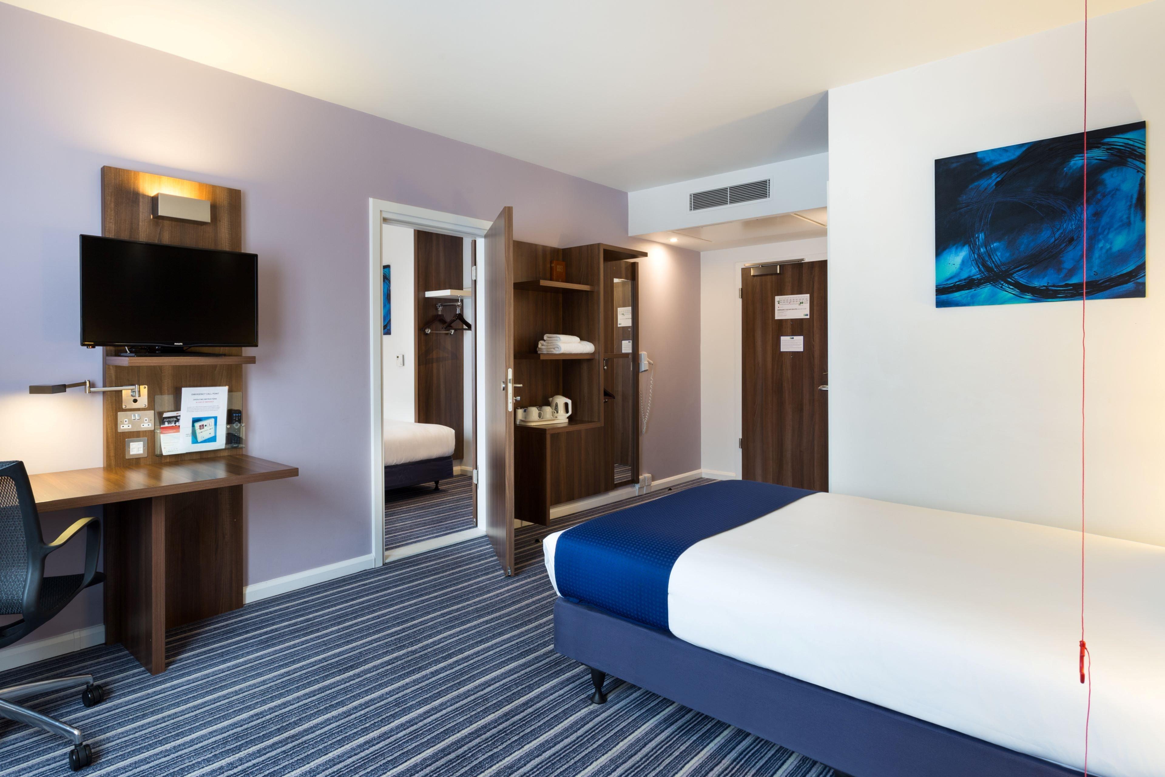 Holiday Inn Express Colchester By Ihg Esterno foto